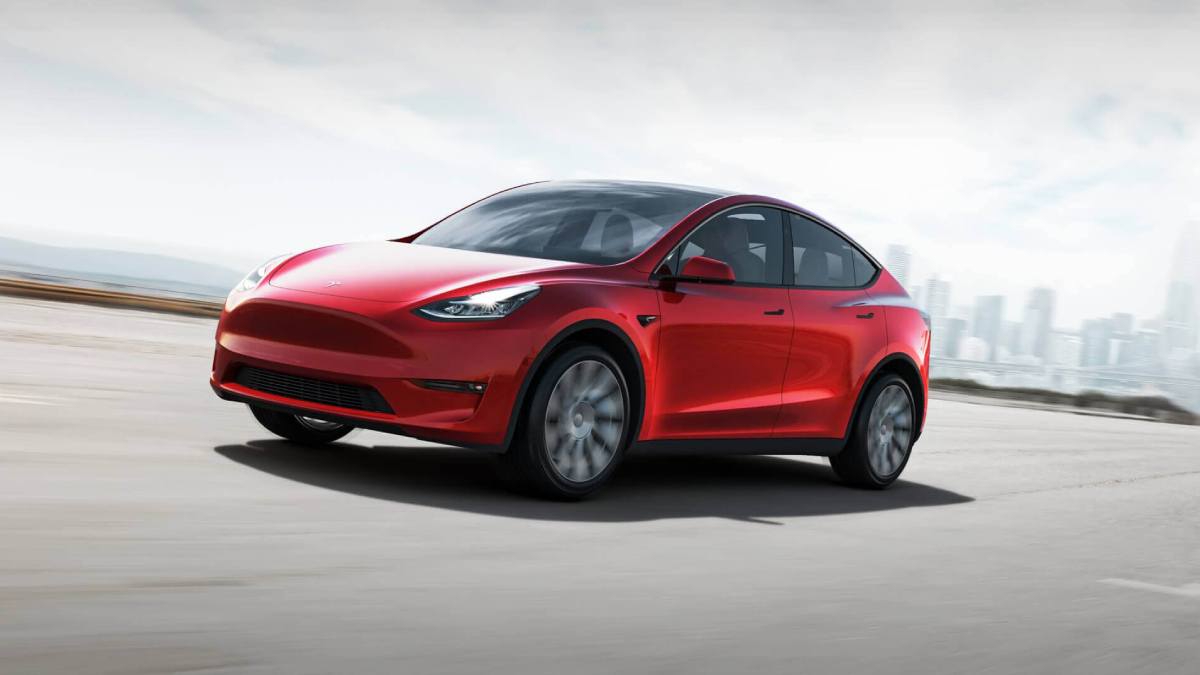 Tesla model y интерьер