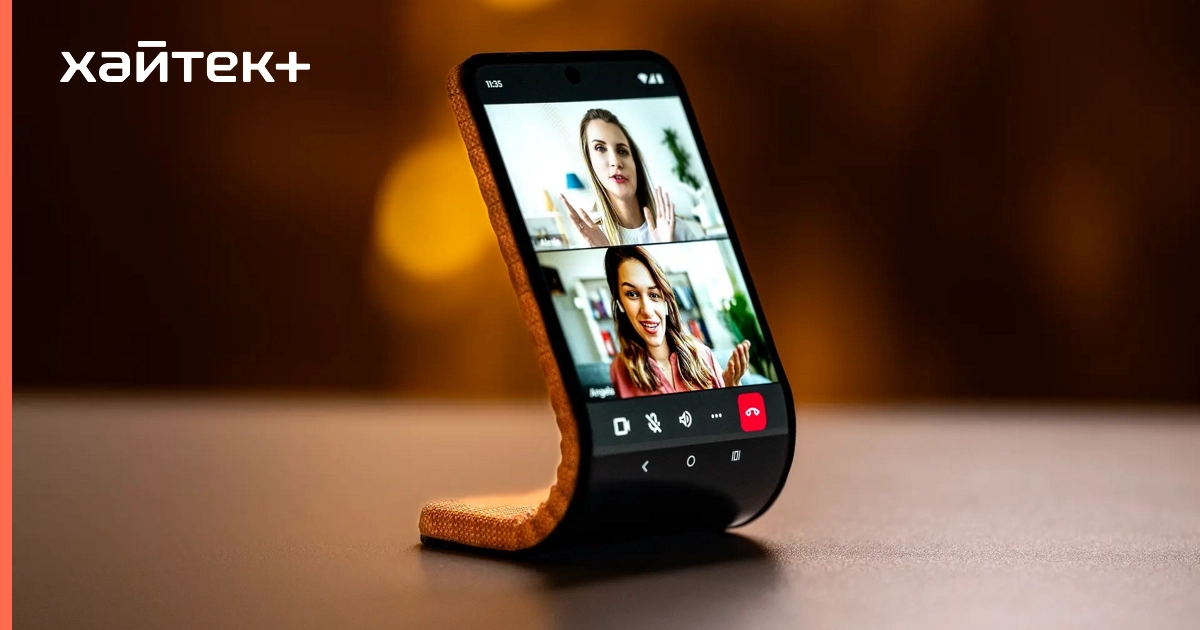 Motorola показала смартфон, который можно носить как браслет